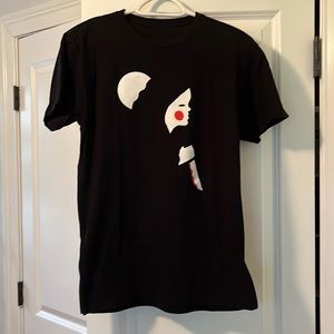 Artist tee